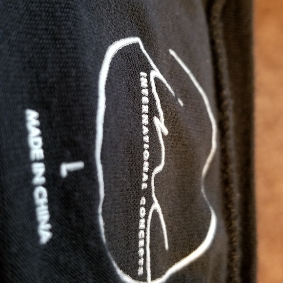 Sequin Short Sleeved Top - Picture 3 of 3